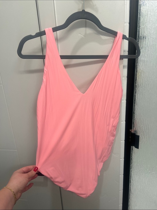 American Eagle Outfitters Tops - American Eagle Outfitters Pink V-Neck Bodysuit w Thong Back